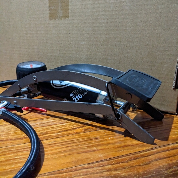 Bike pump - Picture 4 of 7